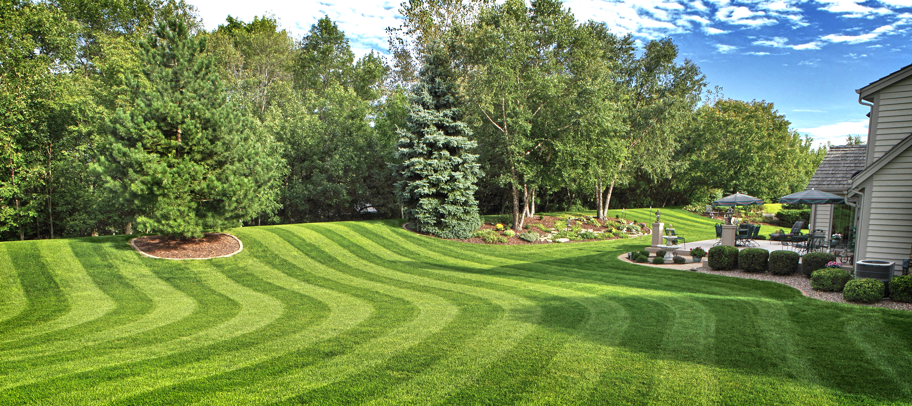Softscapes Lawns Feature Splitrock Landscaping Brandon South Dakota